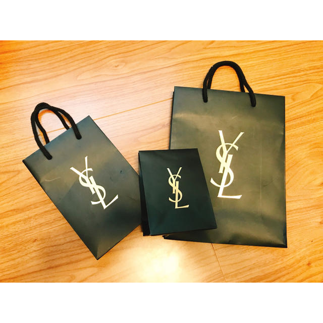 Yves Saint Laurent Beaute(イヴサンローランボーテ)のYSLの紙袋セット レディースのバッグ(ショップ袋)の商品写真