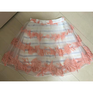Lily Brown コーラルピンクの貝殻サマーチュールレーススカート
