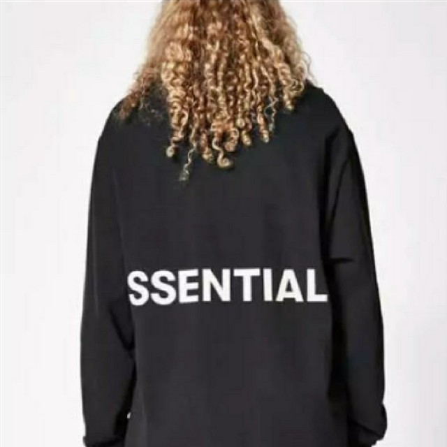 FEAR OF GOD(フィアオブゴッド)の☆fog essentials graphic long sleeve☆ メンズのトップス(Tシャツ/カットソー(七分/長袖))の商品写真