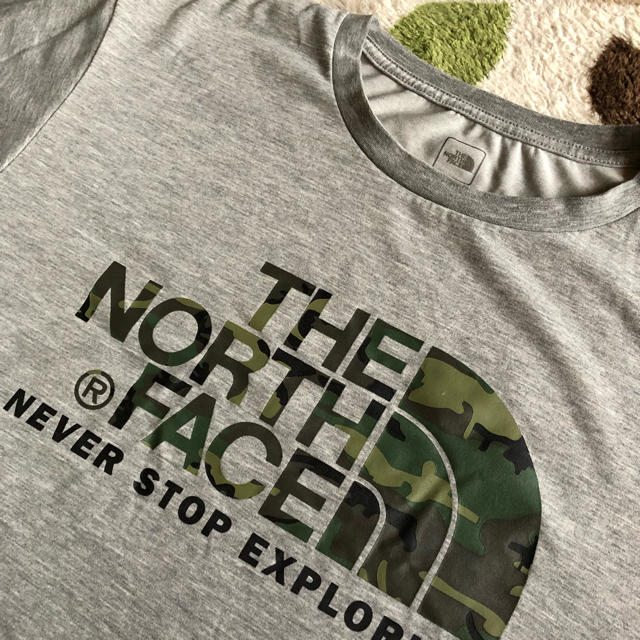 THE NORTH FACE(ザノースフェイス)の[本日限定値下げ]  ノースフェイス 迷彩 ロゴＴシャツ メンズのトップス(Tシャツ/カットソー(半袖/袖なし))の商品写真