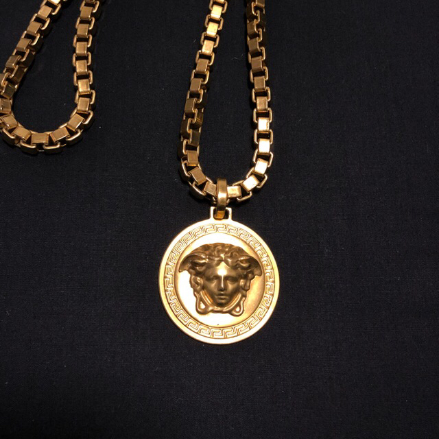 VERSACE(ヴェルサーチ)のVERSACE ネックレス  メンズのアクセサリー(ネックレス)の商品写真