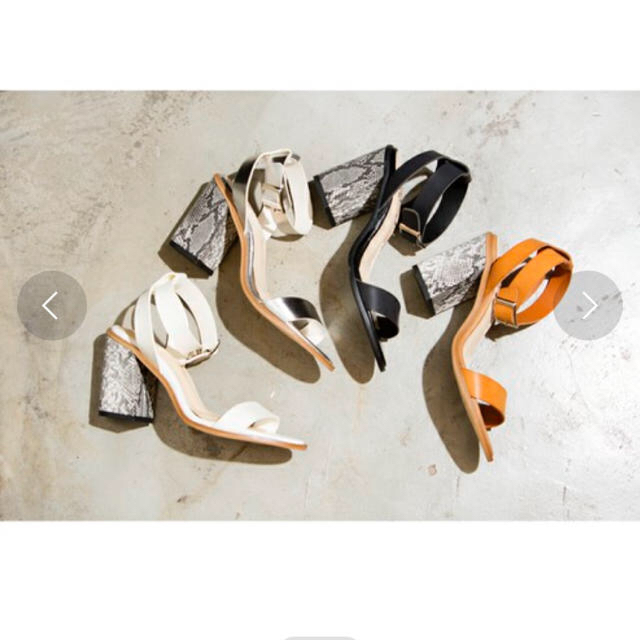 ESPERANZA(エスペランサ)のエスペランサ☆パイソンチャンキーヒールアンクルストラップサンダル レディースの靴/シューズ(サンダル)の商品写真