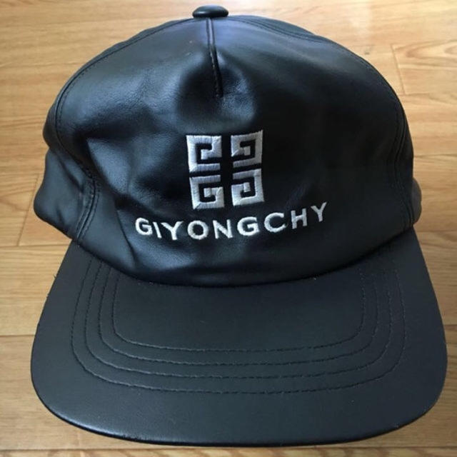 BIGBANG(ビッグバン)のGIYONGCHY キャップ メンズの帽子(キャップ)の商品写真