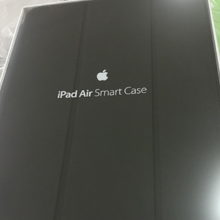 アップル(Apple)のipad air smart case ブラック　apple 純正(iPadケース)