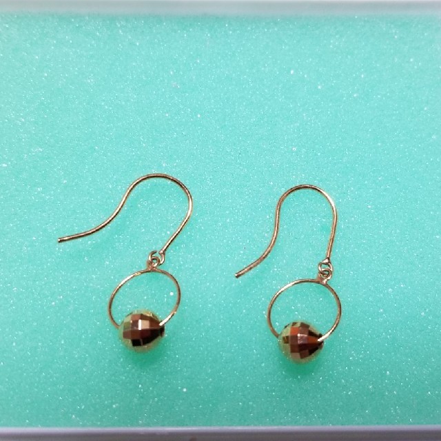 ピアス☆ミラーカット レディースのアクセサリー(ピアス)の商品写真