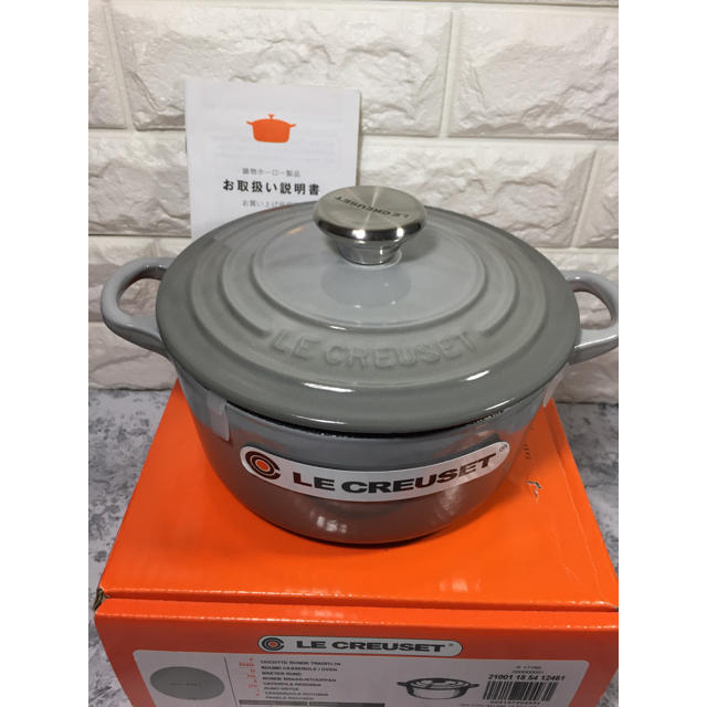 LE CREUSET - レア ルクルーゼ ココットロンド 18cm ミストグレー 新品未使用品の通販 by ヒルダ家｜ルクルーゼならラクマ