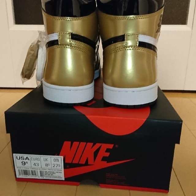 NIKE(ナイキ)のNIKE AIR JORDAN 1 / GOLD TOE メンズの靴/シューズ(スニーカー)の商品写真