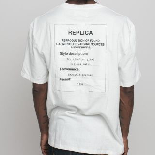 マルタンマルジェラ(Maison Martin Margiela)のMaison Margiela"レプリカラベルＴシャツ" メゾンマルジェラ(シャツ)