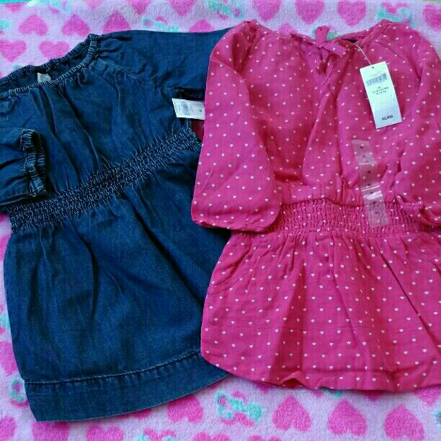 babyGAP(ベビーギャップ)の新品タグ付き♡ＧＡＰ♡ワンピース♡２枚セット キッズ/ベビー/マタニティのベビー服(~85cm)(ワンピース)の商品写真