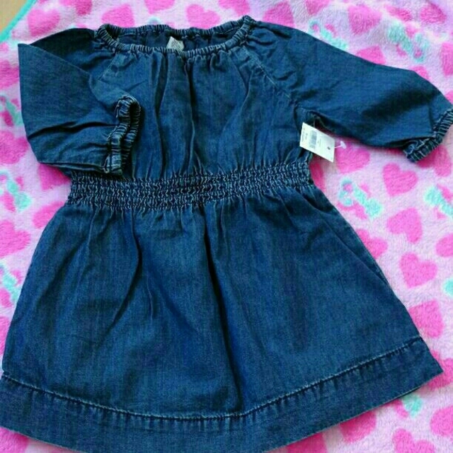 babyGAP(ベビーギャップ)の新品タグ付き♡ＧＡＰ♡ワンピース♡２枚セット キッズ/ベビー/マタニティのベビー服(~85cm)(ワンピース)の商品写真