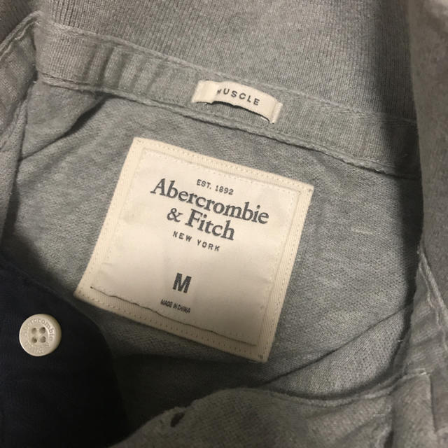 Abercrombie&Fitch(アバクロンビーアンドフィッチ)のabercrombie&fitch ポロシャツ Mサイズ グレー メンズのトップス(ポロシャツ)の商品写真