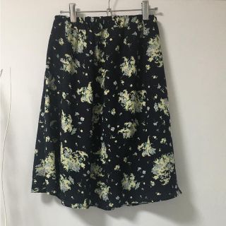 セシルマクビー(CECIL McBEE)のセシルマクビー 花柄スカート 新品未使用(ひざ丈スカート)