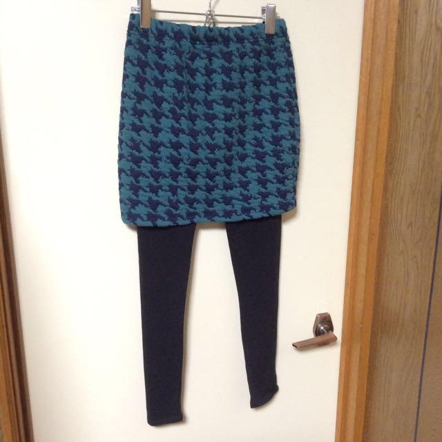 GU(ジーユー)の千鳥格子 レギンス付きスカート レディースのスカート(ミニスカート)の商品写真
