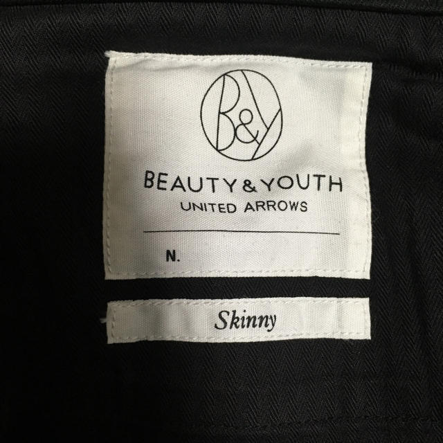 BEAUTY&YOUTH UNITED ARROWS(ビューティアンドユースユナイテッドアローズ)のユナイテッドアローズ B&Y スキニー デニム ブラック 黒 サイズL メンズのパンツ(デニム/ジーンズ)の商品写真