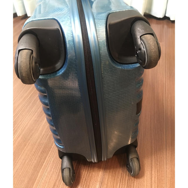 Samsonite(サムソナイト)のサムソナイト36Ｌ   レディースのバッグ(スーツケース/キャリーバッグ)の商品写真