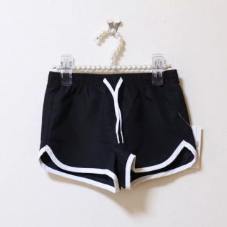 オールドネイビー(Old Navy)のOLDNAVY♡新品♡１２０♡UVカットスイムウエアショートパンツ・ブラック(水着)