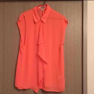 フォーエバートゥエンティーワン(FOREVER 21)のノースリーブシャツ neonorange(シャツ/ブラウス(半袖/袖なし))