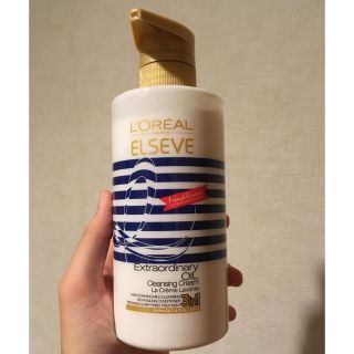 ロレアルパリ(L'Oreal Paris)のエクストラオーディナリー オイル ラ クレム ラヴォン クレンジングクリーム(ヘアケア)