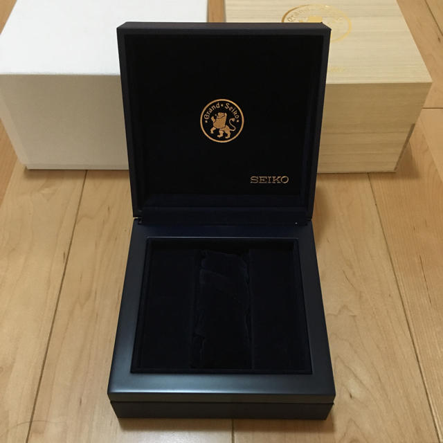 Grand Seiko(グランドセイコー)のグランドセイコー 結納ボックス 箱 メンズの時計(腕時計(アナログ))の商品写真