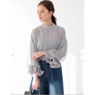 フィフス(fifth)の新品タグ付き♡チュールスリーブラッフルカフスブラウス(シャツ/ブラウス(長袖/七分))