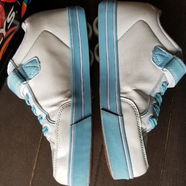 HEELYS(ヒーリーズ)の『専用ページ』ローラーシューズHEELYS 23cm キッズ/ベビー/マタニティのキッズ靴/シューズ(15cm~)(ローラーシューズ)の商品写真