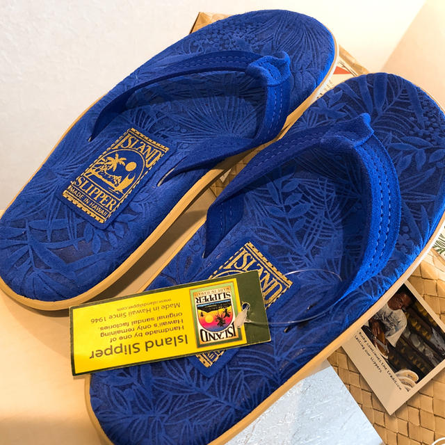 ISLAND SLIPPER(アイランドスリッパ)の新品！Island slipper ブルー アロハ柄 箱あり レディースの靴/シューズ(サンダル)の商品写真