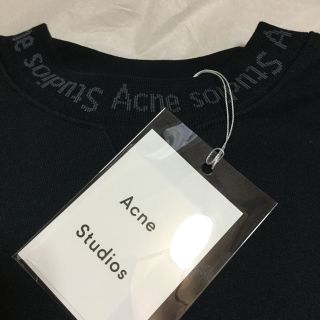 アクネ(ACNE)のアクネ  スウェット サイズM(スウェット)