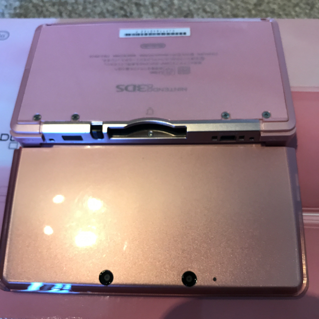 ニンテンドー3DS(ニンテンドー3DS)のわりとキレイです！ エンタメ/ホビーのゲームソフト/ゲーム機本体(携帯用ゲーム機本体)の商品写真