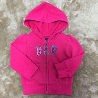 ベビーギャップ(babyGAP)のbabygapロゴ刺繍パーカー80ピンク(パーカー)