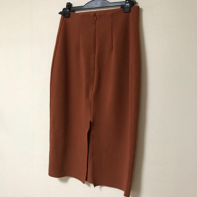 DRESSLAVE(ドレスレイブ)のDRESSLAVEタイトスカート レディースのスカート(ひざ丈スカート)の商品写真