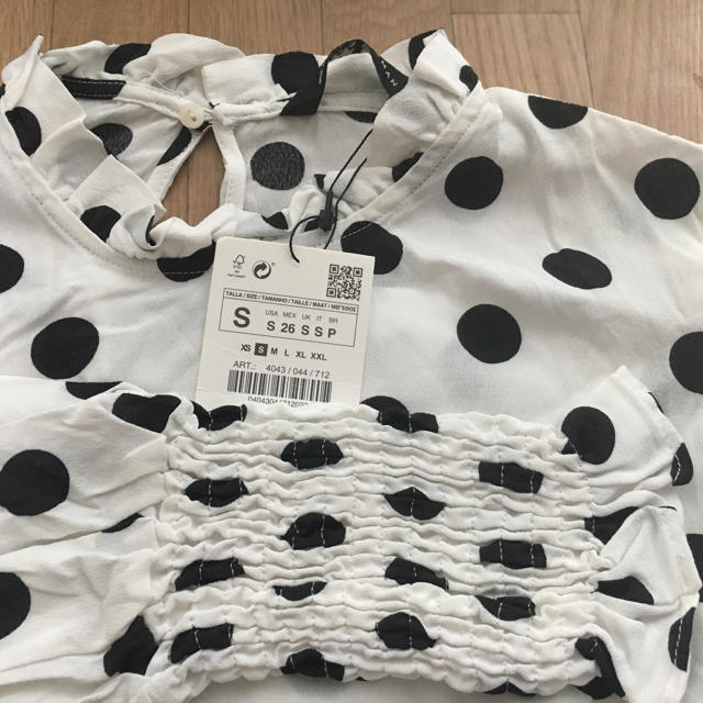 ZARA(ザラ)のZARA💓ドットブラウス レディースのトップス(シャツ/ブラウス(長袖/七分))の商品写真