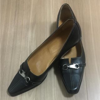 エルメス(Hermes)の【美品】エルメス 黒 ローファー (ローファー/革靴)