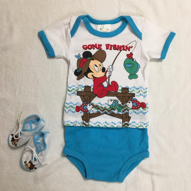 Disney(ディズニー)のchopさま専用★Disney baby ミッキーTシャツ＆パンツ＆シューズ キッズ/ベビー/マタニティのベビー服(~85cm)(Ｔシャツ)の商品写真