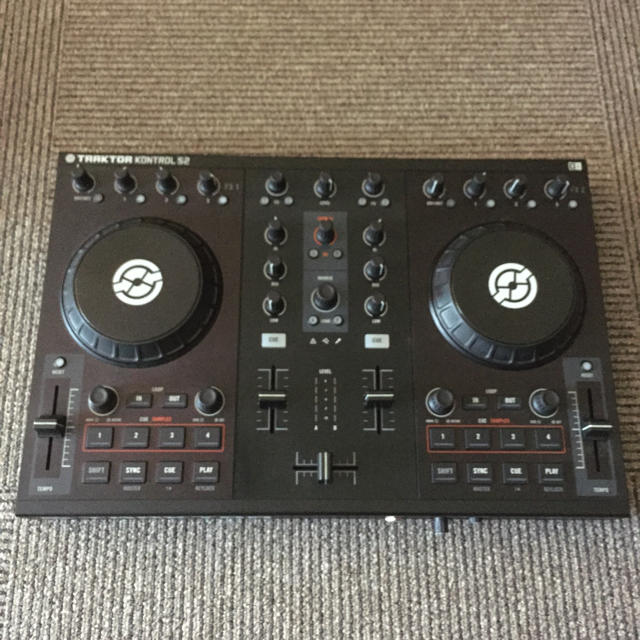 Traktor kontrol S2 【ソフトなし 電源アダプタあり】