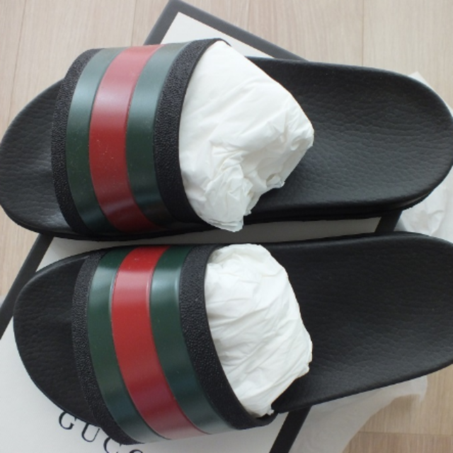 GUCCI スライド サンダル