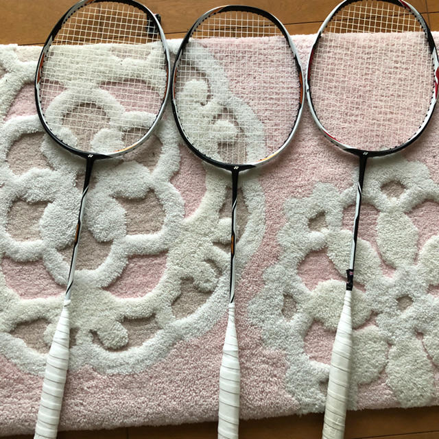 YONEX(ヨネックス)のデュオラz ストライク 二本セット スポーツ/アウトドアのスポーツ/アウトドア その他(バドミントン)の商品写真