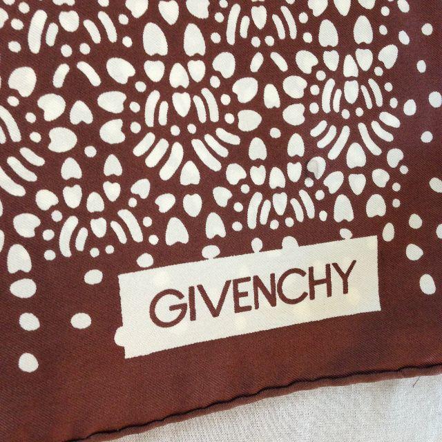 GIVENCHY(ジバンシィ)の【ジバンシー GIVENCHY 】スカーフ 大判♪ レディースのファッション小物(バンダナ/スカーフ)の商品写真