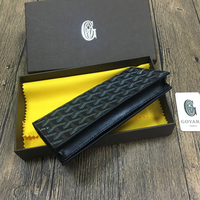 GOYARD(ゴヤール)の正規品 ゴヤールレザー二つ折り長財布 箱あり メンズのファッション小物(長財布)の商品写真