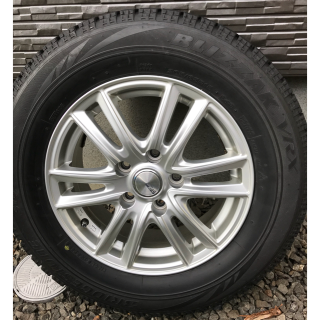 ビタミンカラーのハーモニー-BRIDGESTONE •スタッドレス•4本