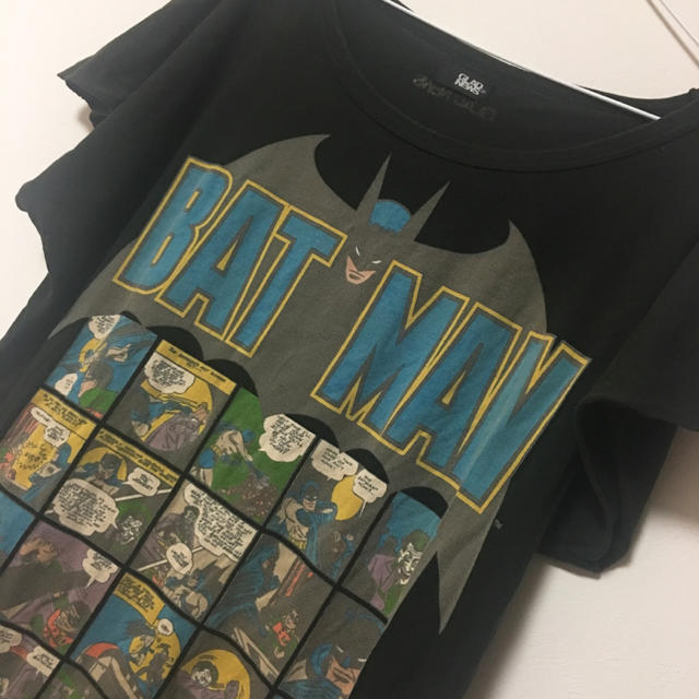 GLAD NEWS(グラッドニュース)のグラッドニュース バットマンコラボ ドルマンTシャツ オフショル レディースのトップス(Tシャツ(半袖/袖なし))の商品写真