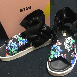 エムエスジイエム(MSGM)のMSGMサンダル(サンダル)