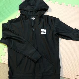 クイックシルバー(QUIKSILVER)の160cmラッシュガード難あり☆(水着)