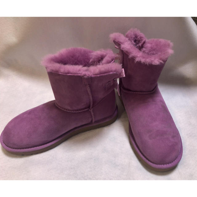 UGG ★新品未使用★ブーツ23cmバックリボン