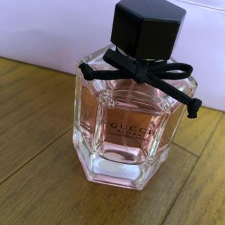 グッチ(Gucci)の早い者勝ち💕GUCCI 限定 フローラ 50ml(香水(女性用))