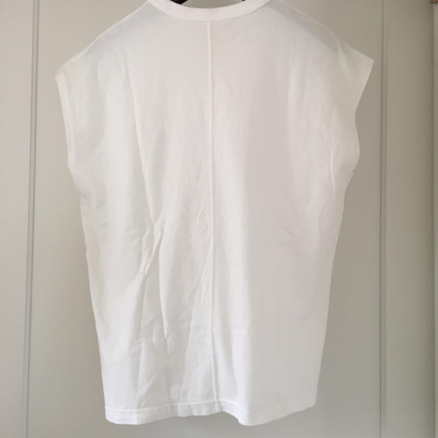 Q(キュー)のQ♡ ポケット付きTシャツ 白T レディースのトップス(Tシャツ(半袖/袖なし))の商品写真