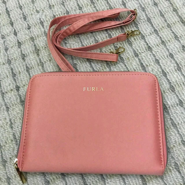 Furla(フルラ)のFURLA   フルラ  可愛いマルチケース レディースのファッション小物(ポーチ)の商品写真