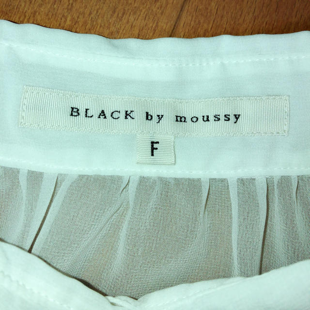 BLACK by moussy(ブラックバイマウジー)のBLACK by moussy レディースのトップス(カットソー(半袖/袖なし))の商品写真