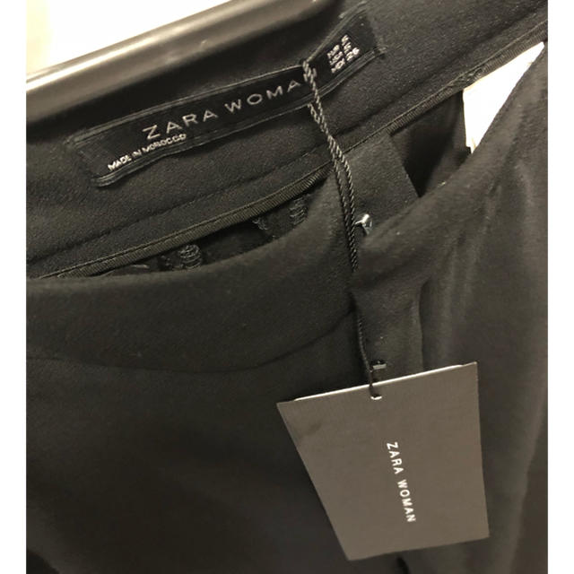 ZARA(ザラ)の新品❤︎ZARA サイドフリルパンツ Sサイズ レディースのパンツ(カジュアルパンツ)の商品写真