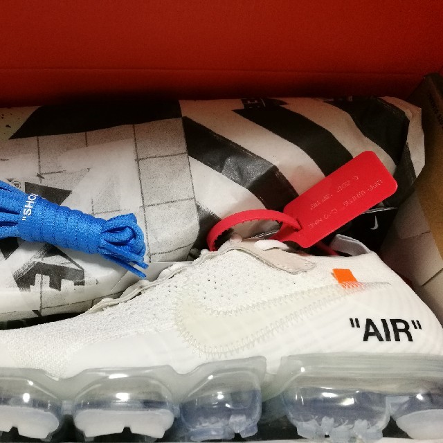 OFF-WHITE(オフホワイト)の【nijungimunida様専用】vapormax　ヴェイパーマックス メンズの靴/シューズ(スニーカー)の商品写真