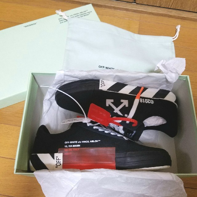 OFF-WHITE(オフホワイト)の☆off-white vulc low TOP sneaker BLACK☆ メンズの靴/シューズ(スニーカー)の商品写真